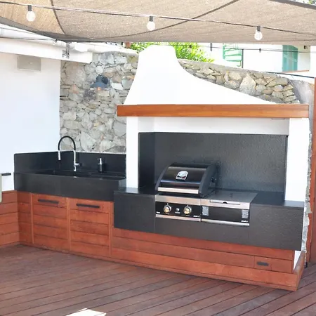 Holiday home Spettacolare Vista Isola Terrazza E Idromassaggio Noli