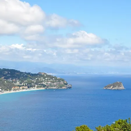 Spettacolare Vista Isola Terrazza E Idromassaggio Holiday home