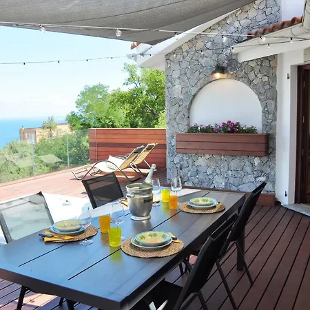 Spettacolare Vista Isola Terrazza E Idromassaggio