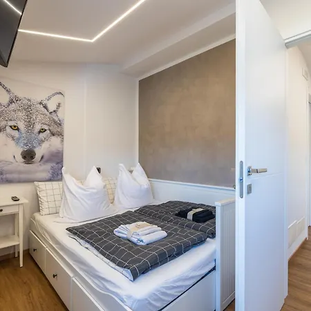 Spettacolare Vista Isola Terrazza E Idromassaggio Hébergement de vacances *