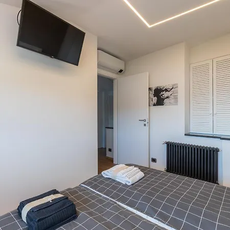 Spettacolare Vista Isola Terrazza E Idromassaggio Hébergement de vacances Noli