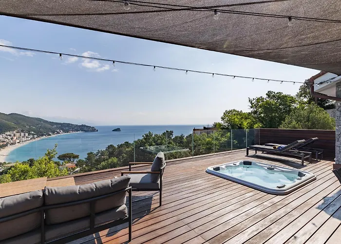 Spettacolare Vista Isola Terrazza E Idromassaggio Noli