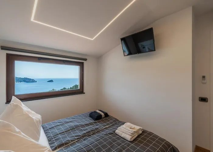 Spettacolare Vista Isola Terrazza E Idromassaggio * Noli